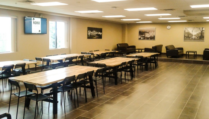 Vancouver College of Dental Hygiene computer lunch area